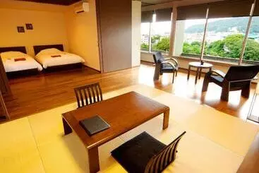 旅館 Ito Yukitei