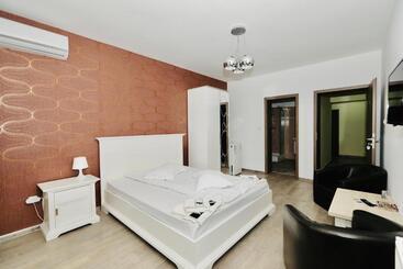 تختخواب و صبحانه Casa Golopența