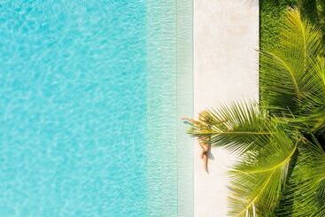 リゾートホテル Jua Retreat