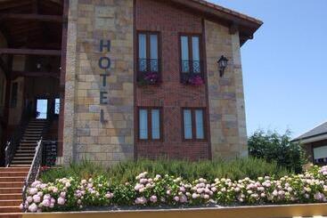 هتل Y Apartamentos Sur De La Bahía