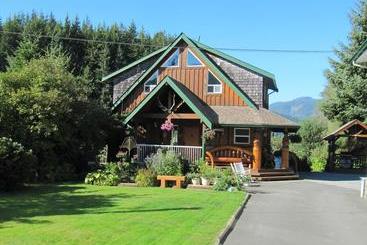 Wild Coast Wilderness Resort