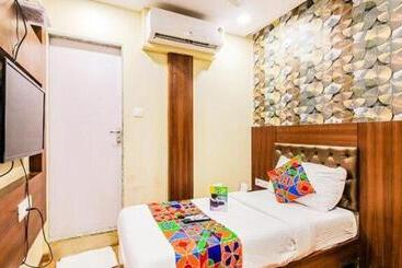 Fabhotel Arton Suite Nr Mumbai International Airport