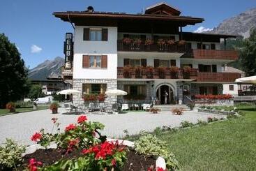 Hotel Meuble Cima Bianca Garni