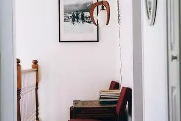 Alpenrose Revelstoke Bed & Breakfast