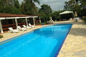 Otel Araucária Park