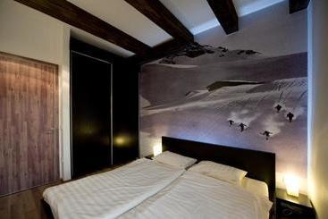 בית מלון כפרי House Neza