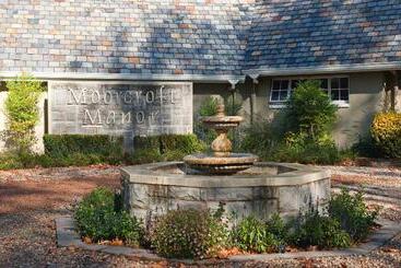 酒店 Moorcroft Manor Boutique Country