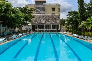 Danpark Hotel And Apartments