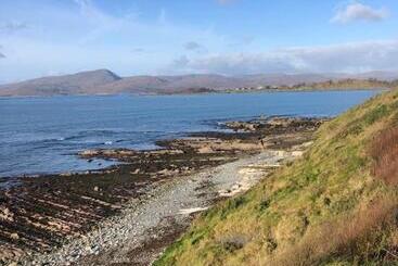 ベッドアンドブレックファースト Dromcloc House