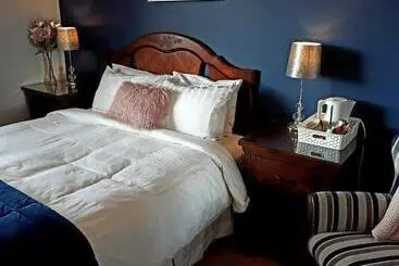 Bed & Breakfast Lake Avenue House