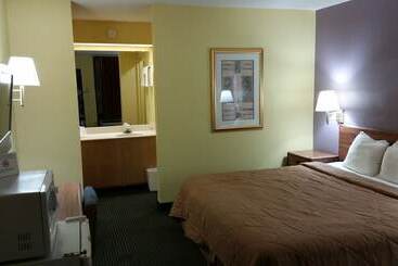 Hotell Relax Inn & Suites