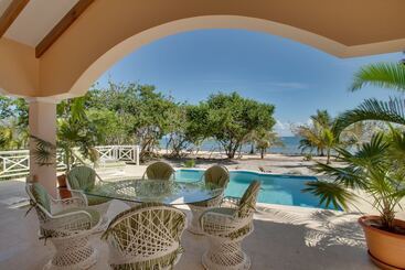 Отель Naia Resort And Spa