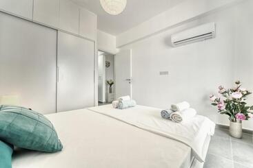 호텔 Aphrodite Beachfront Resort