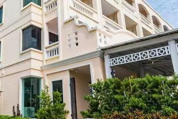 Park 38 Hotel Sha Plus