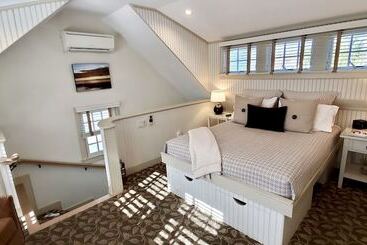 هتل White Porch Inn