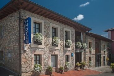 Hotel Rural Corru San Pumés