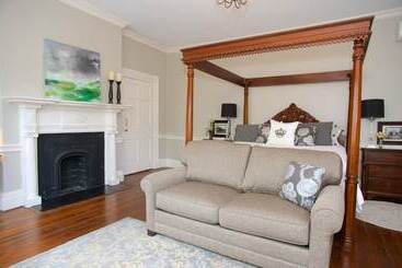 Otel Dinsmore Boutique Inn