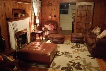 فندق Historic Smarthouse Charming Comfy King