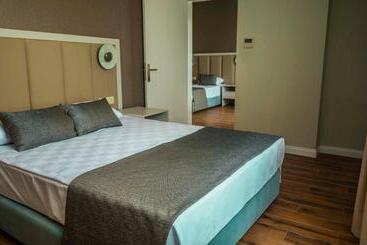 Hotel Dream Water World