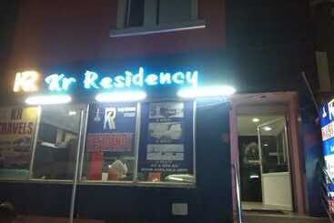 فندق Iroomz K R Residency