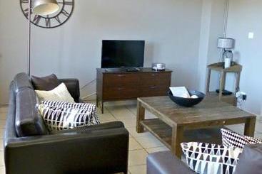 هتل Les Balcons De La Cité - Le Saint Georges