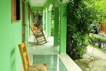 هتل My Auberge Inn Jacmel