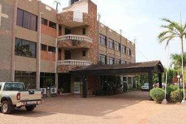 هتل Radach Lodge & Conference Centre