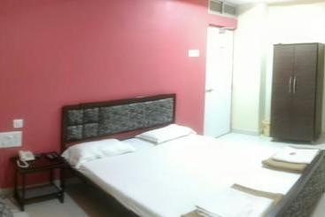 בית מלון כפרי Raj Mahal