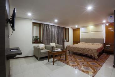 فندق Rodili Residency