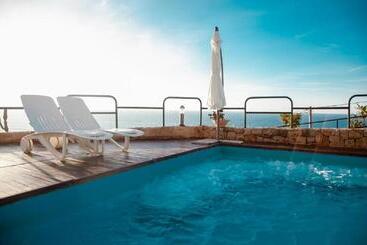 Hotel Ch Exclusive Apartments