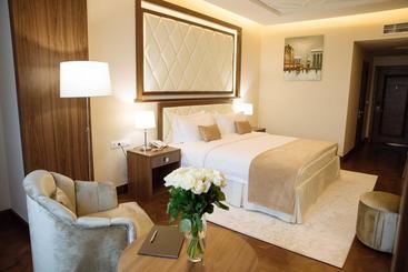 هتل Garden Park Inn