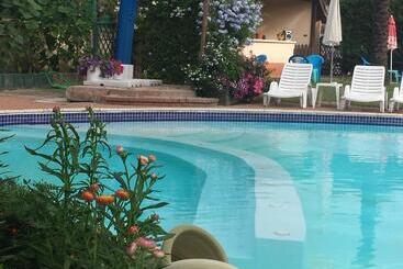 هتل Thairè Resort