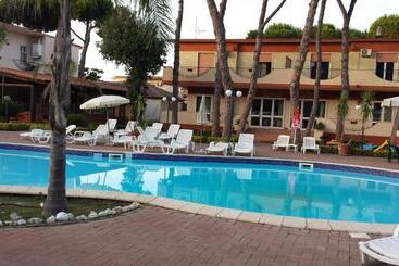 ホテル Thairè Resort