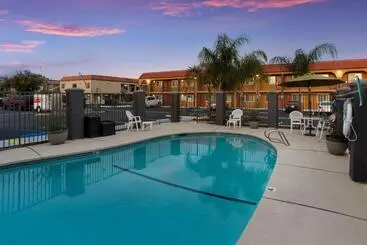 هتل Quality Inn Redding Near I 5