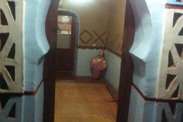 Отель Hostel Riad Ait Ali