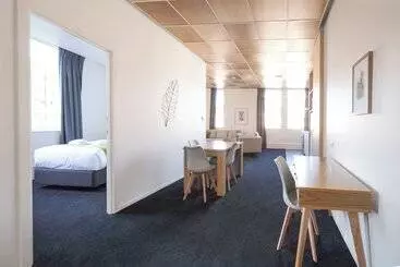 ホテル Liberty Apartment