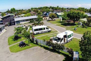 Amber Kiwi Holiday Park & Motel