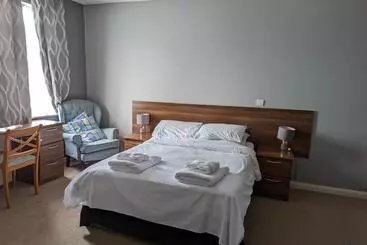 Hotel Barley Sheaf, Old Bridge Street En Suites, Only