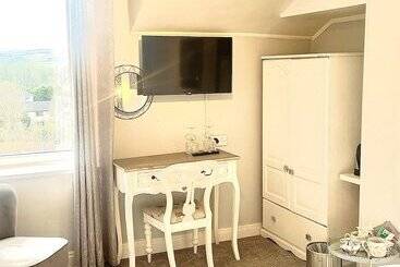 בית מלון כפרי Highfield Guesthouse