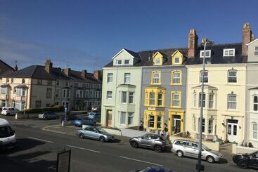 هتل Plas Llwyd Guest House