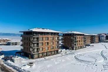 Huoneistohotelli Cornelia Deluxe Residence