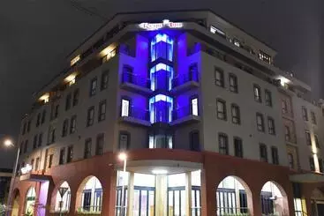 ホテル Regal Inn Umhlanga Gateway