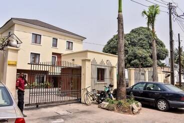 Sun Heaven Hotel & Resort Vi