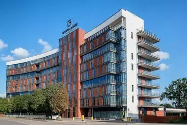 Crystal House Suite Hotel & Spa