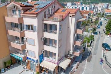 هتل Sms Apartments