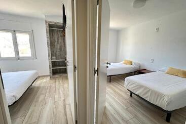 هتل Agi Gloria Rooms