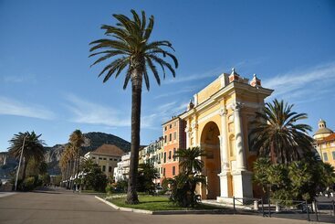 Отель Marina Charming Rooms