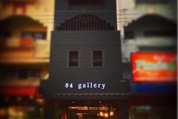 Отель 84 Gallery