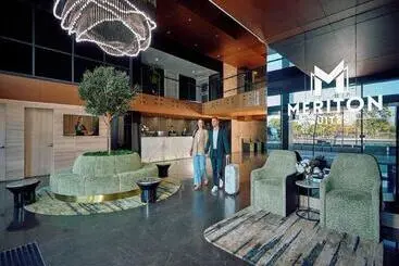 هتل Meriton Suites North Sydney