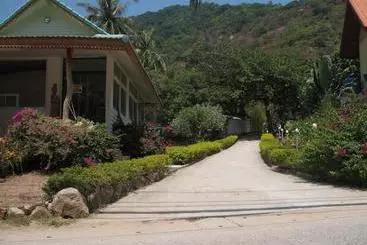 Hotelli Thai Dee Garden Resort